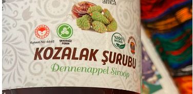 Kozalaklar, karaçam ağaçlarının meyveleri olarak bilinir