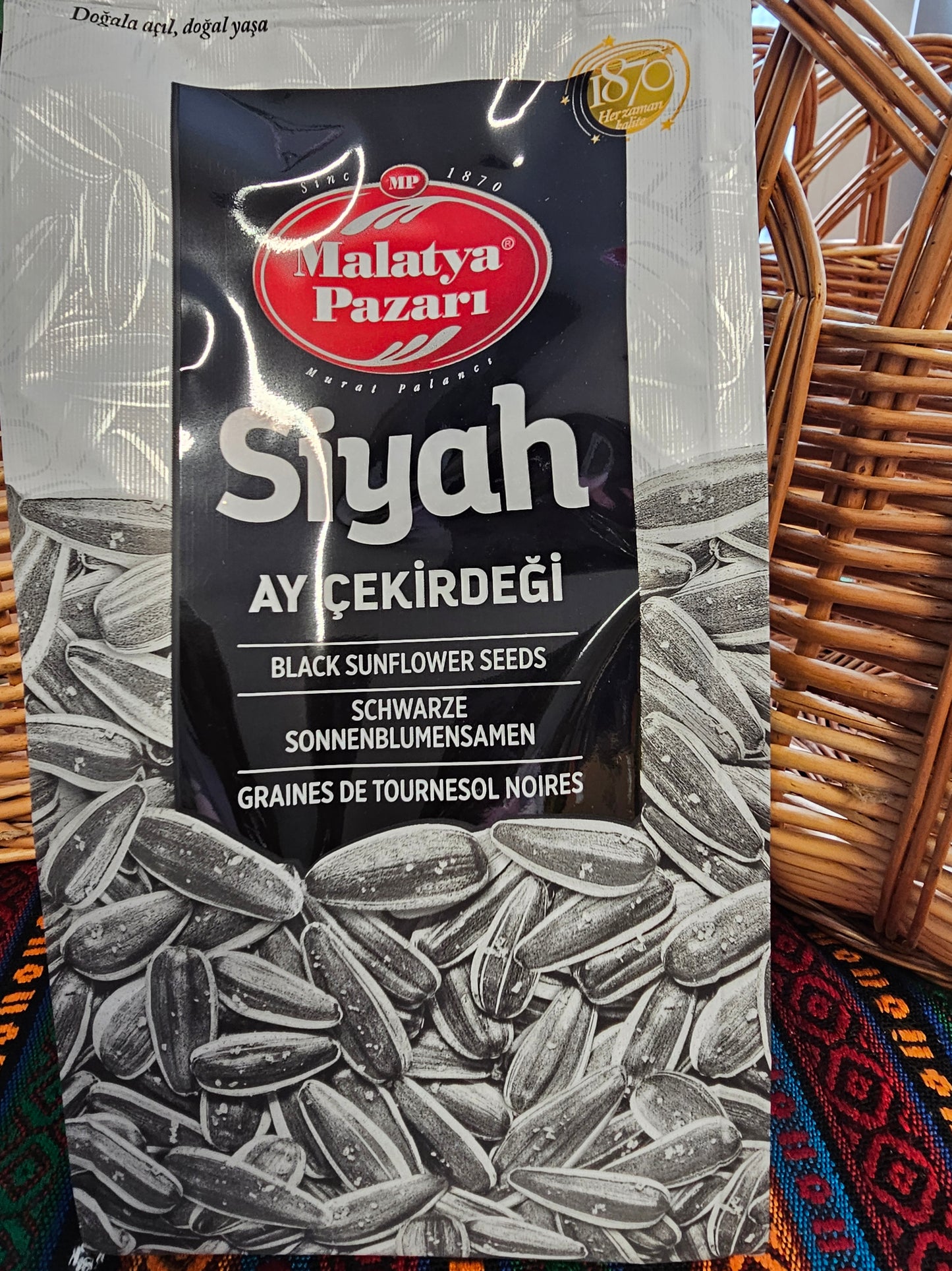 Dakota Geröstete Gesalzene Schwarze Sonnenblumenkerne 250 g – Knuspriger Klassischer Snack