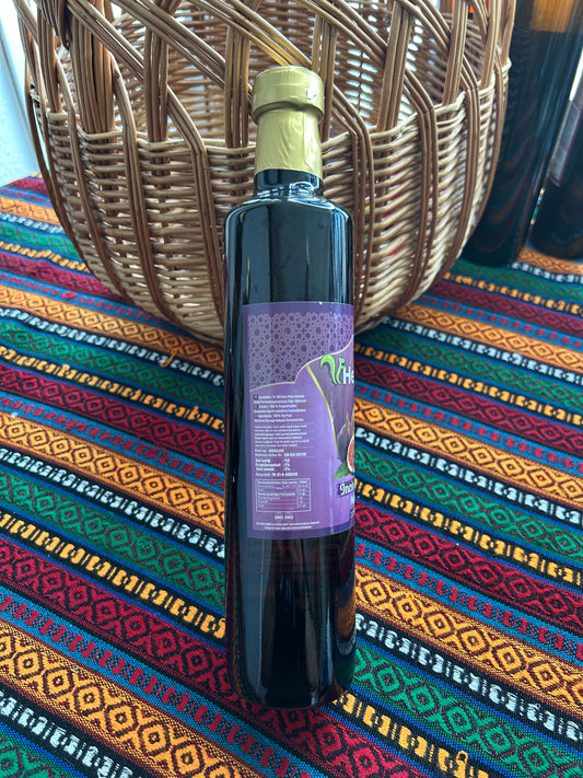 Dark Fig Vinegar bottle showing ingredients, acidity and product information