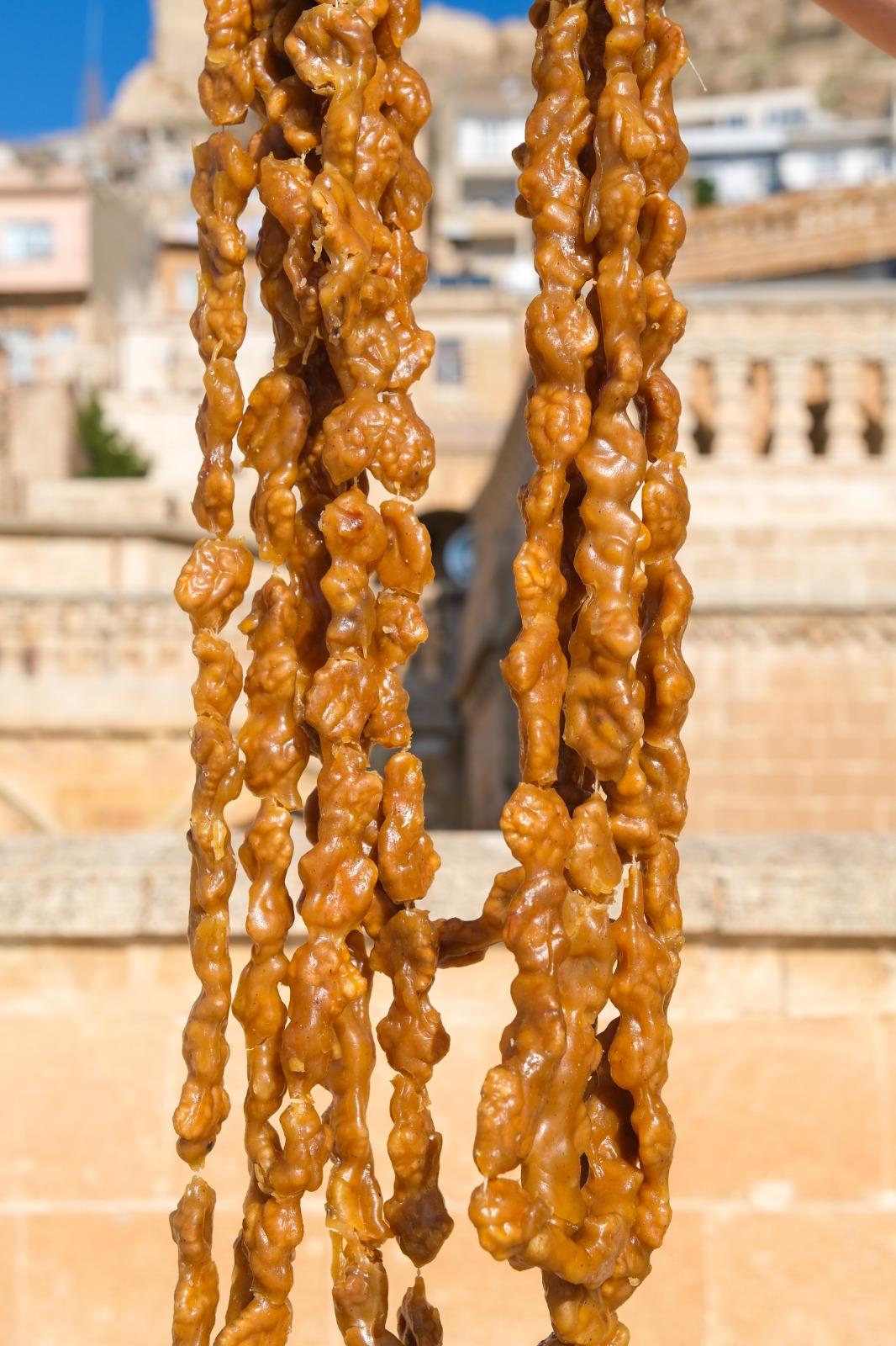 Mardin'in Lezzet Harikası: 1.050g ürün Mardin Cevizli Sucuğu