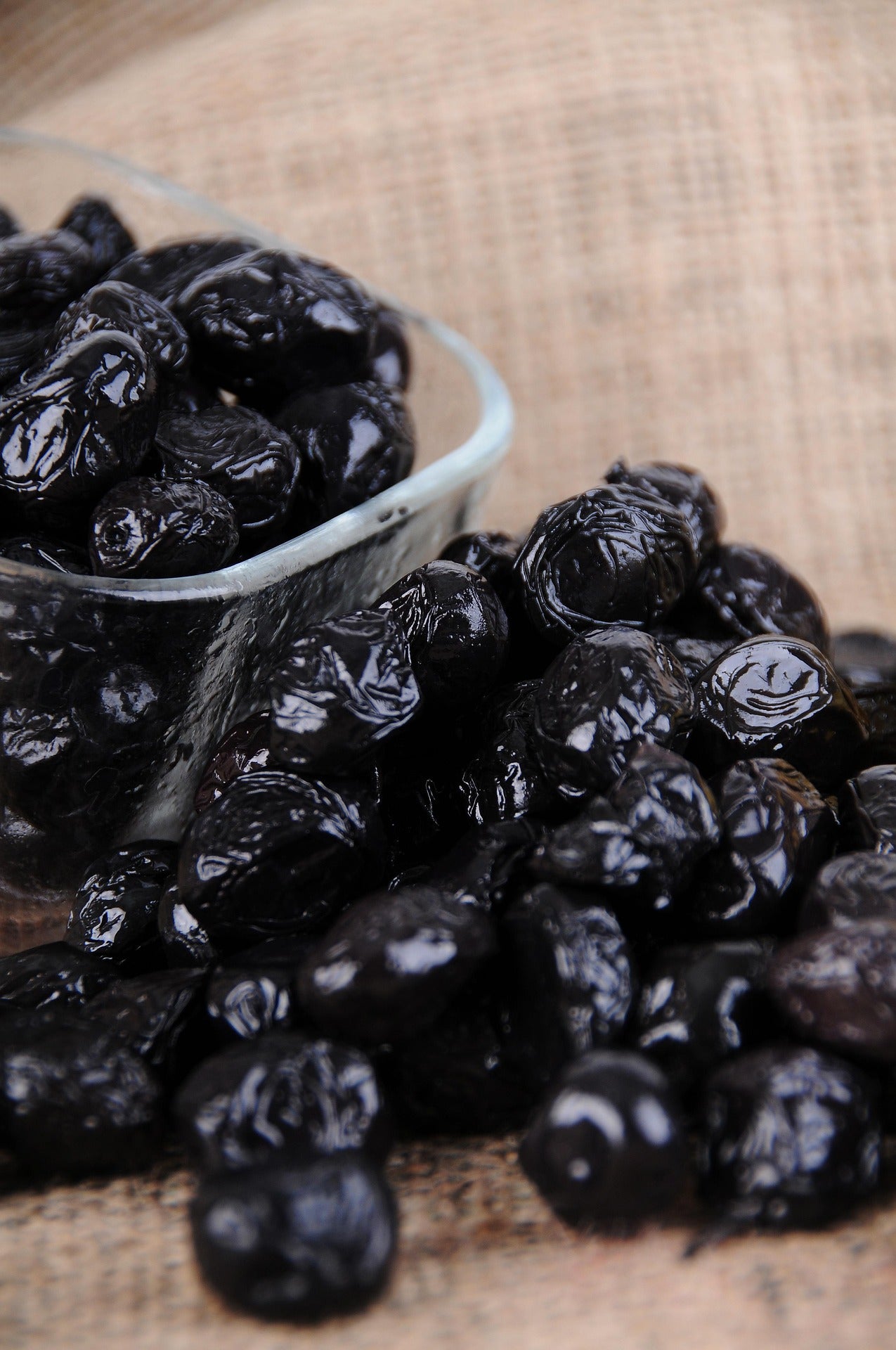 Anteplim Manisa Akhisar Yağlı Siyah Sele Zeytin 1,4 kg – Tenekede | Seçme & Geleneksel