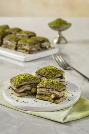 Antep Fıstıklı ve Çikolatalı Baklava Lokum 300g