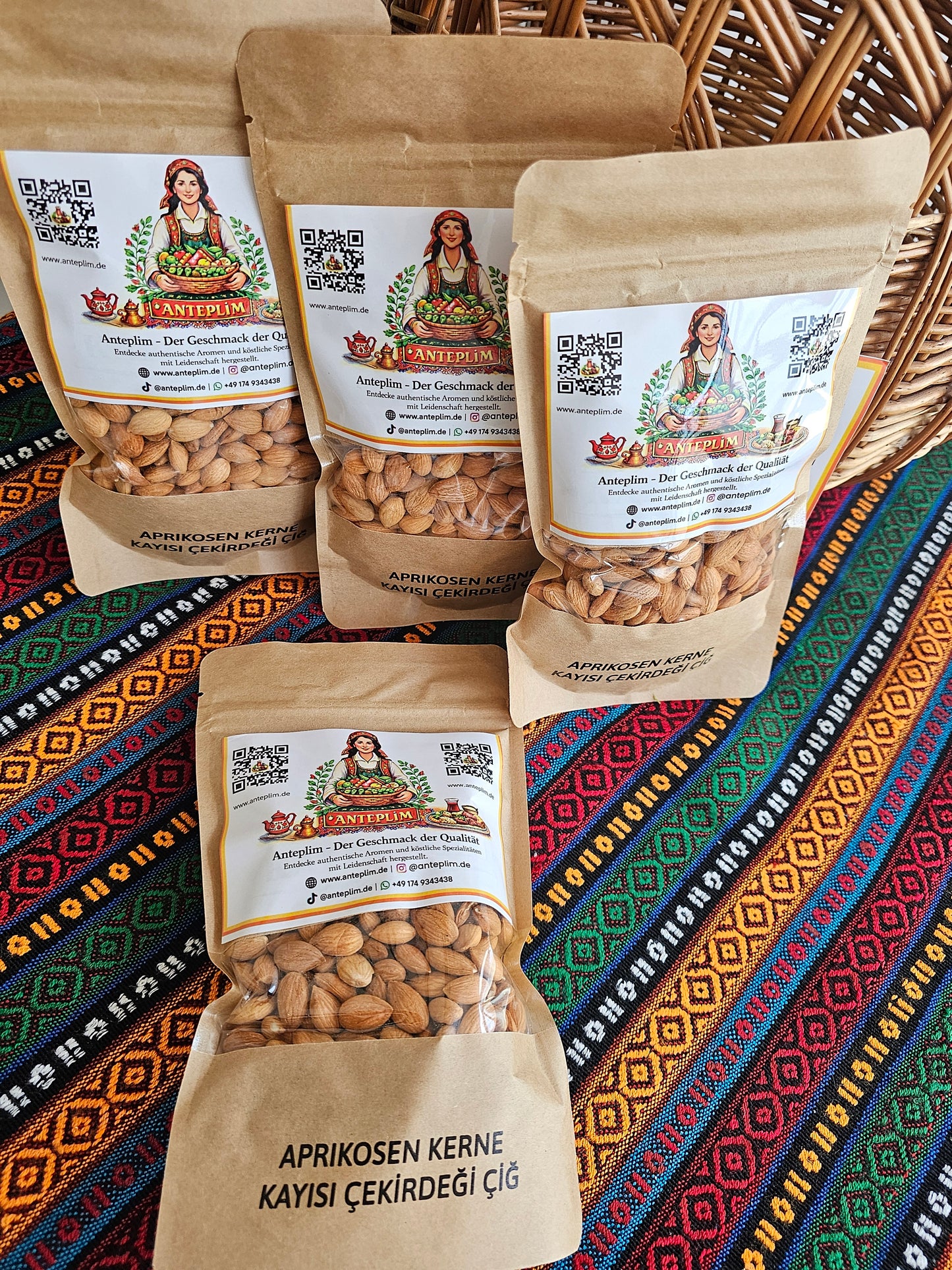 Kalemoğlu Raw Apricot Kernels 250 g in Resealable Stand-Up Pouch