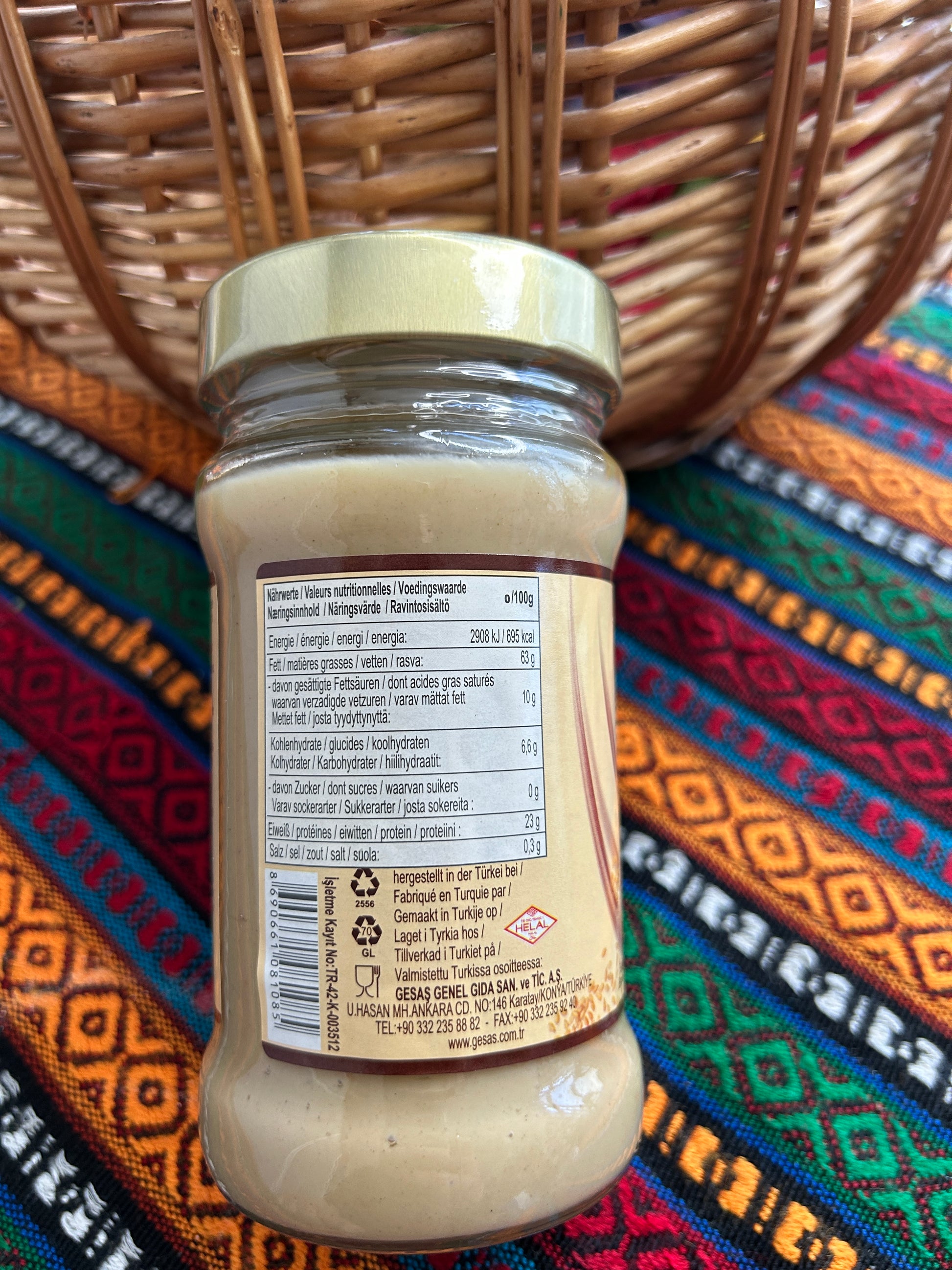 Nutrition information on the Gesas Tahini Sesame Paste 300 g jar