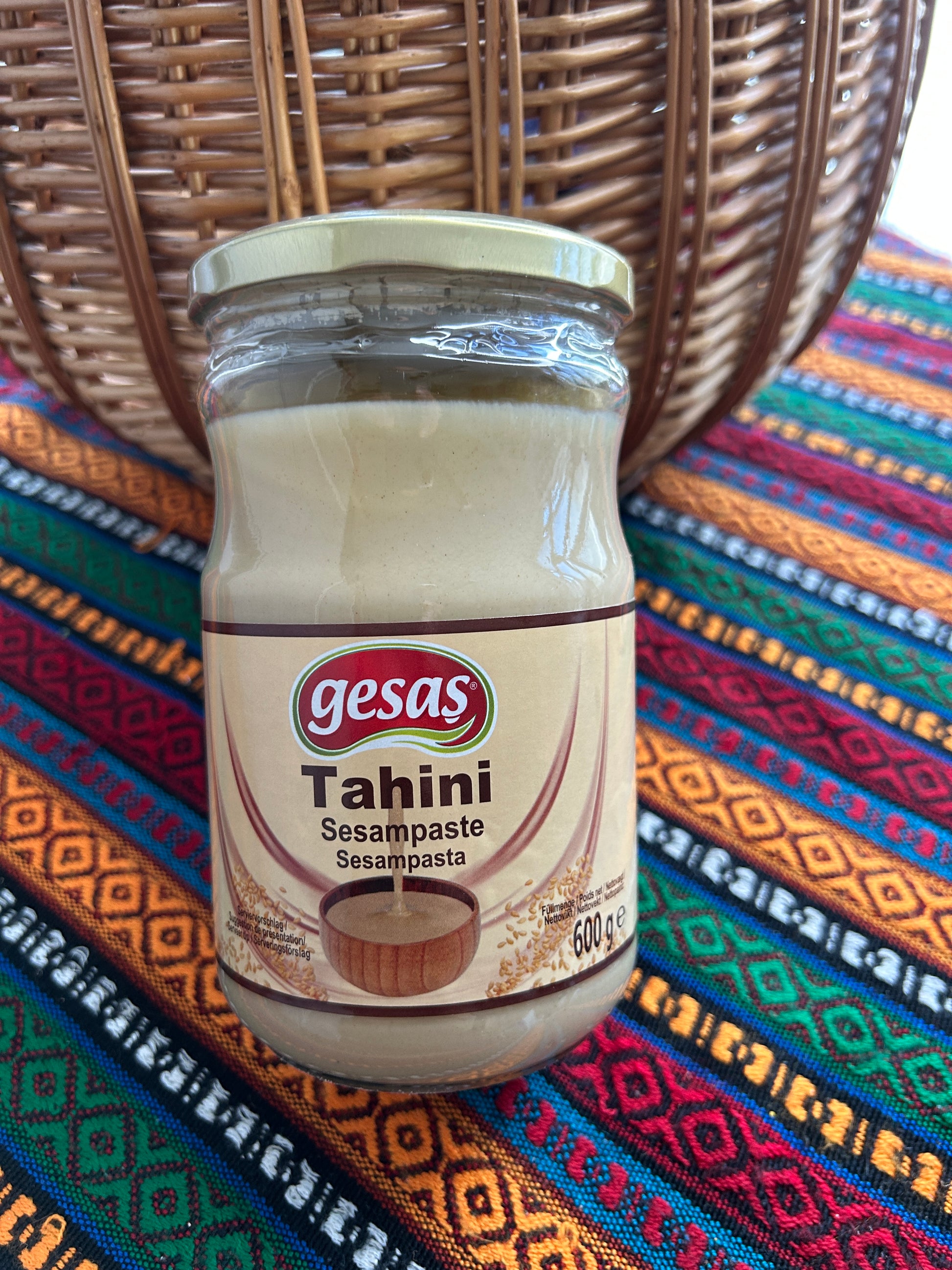 Gesas Tahini Sesame Paste 600 g in glass jar with golden screw lid