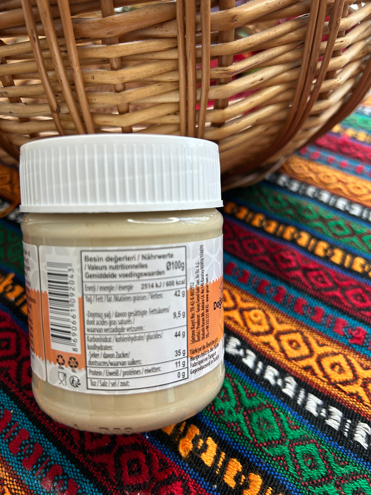Nutrition information on the Gesas Tahini Cream 200 g glass jar