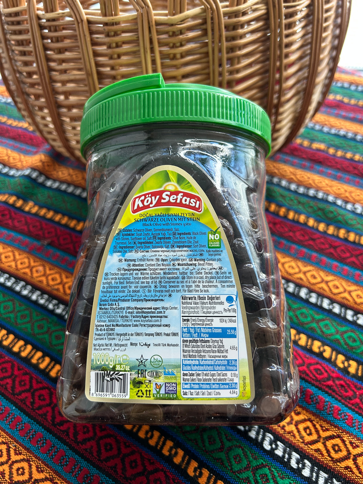 Köy Sefası black olives 1 kg pack showing ingredient and nutrition information