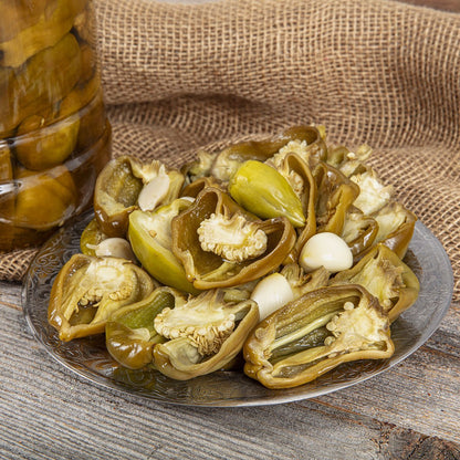 Antep Pepper Pickles 1kg – Traditional Turkish Fermented Peppers
